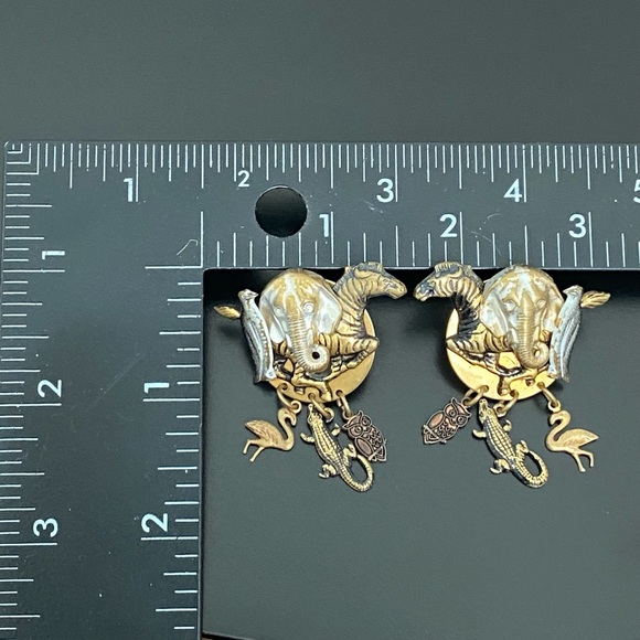 Unique Vintage Handmade Gold-tone Noah’s Ark Theme Animals Post Earrings 17g - Picture 9 of 14